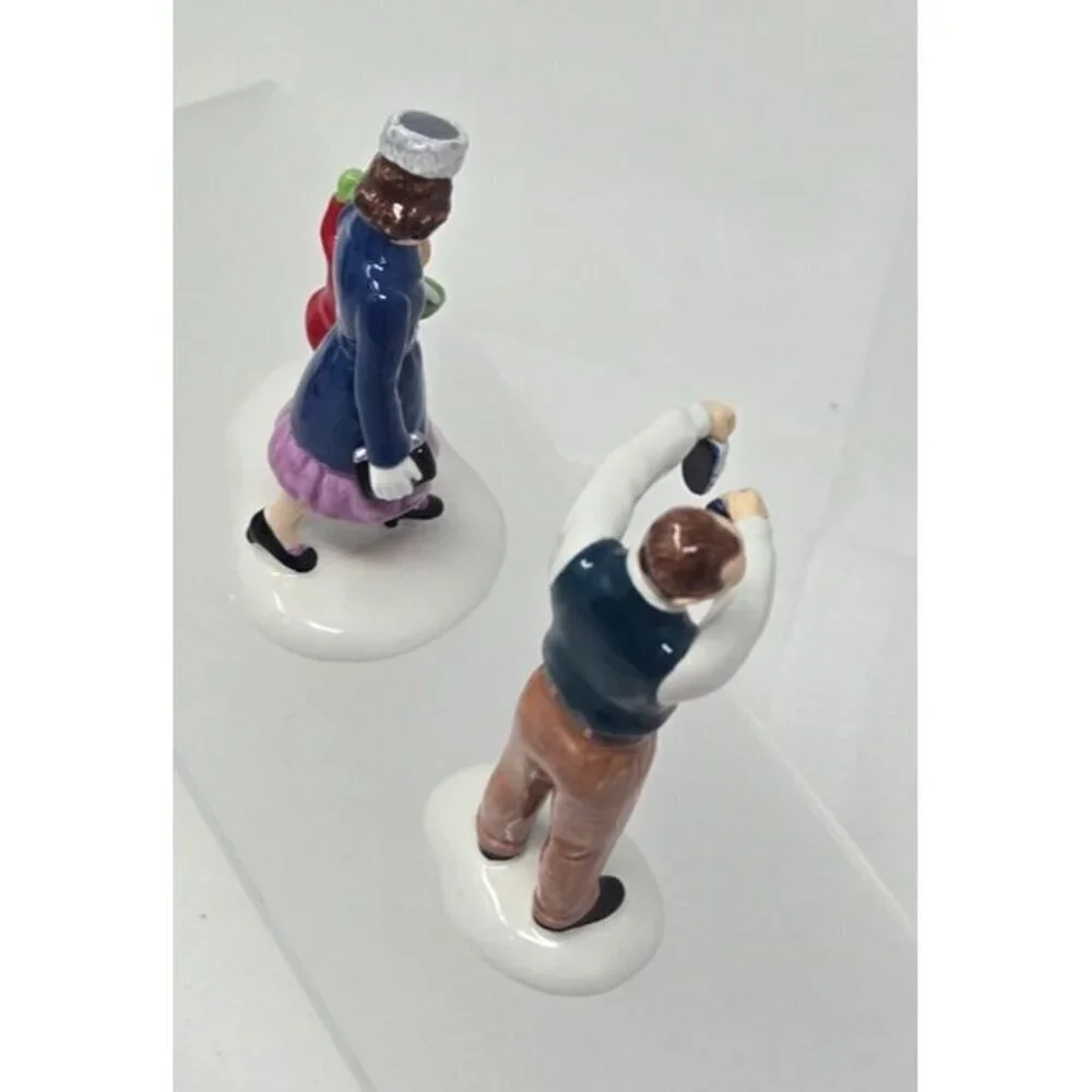 Dept 56 Snow Village Brand New Shoes Set of 2 56.55224